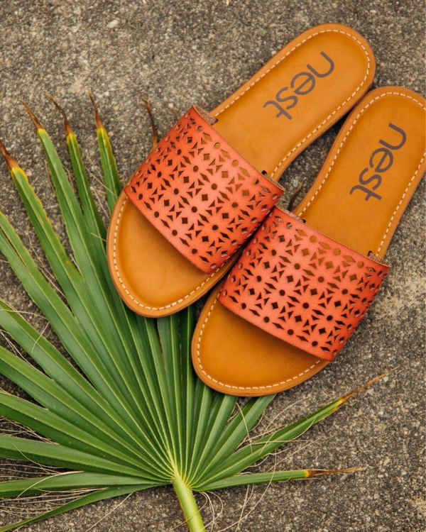 【関税送料込】☆CASADEI☆SALENTO SLIDES SANDAL Casadei Positano Slides | Neutrals | FARFETCH